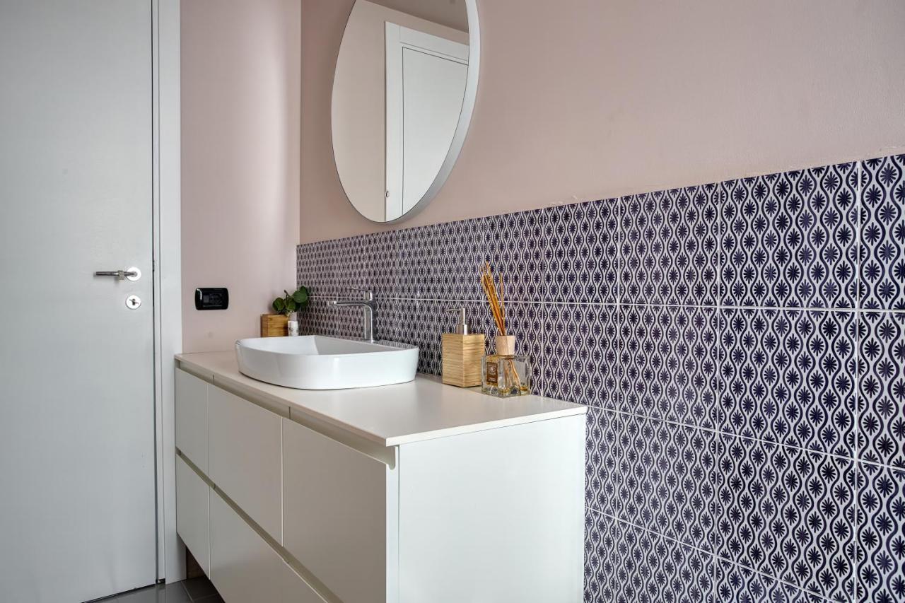 Joivy Lovely Apt, Easy Access To Centre Apartment Milano Ngoại thất bức ảnh